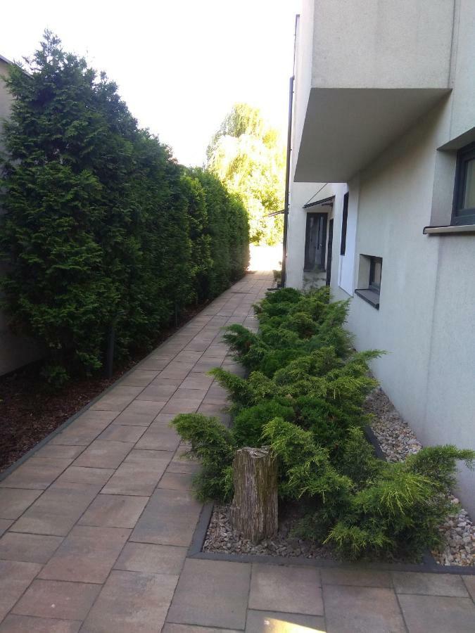 Luxury Apartment With Own Parking Chorzów Kültér fotó